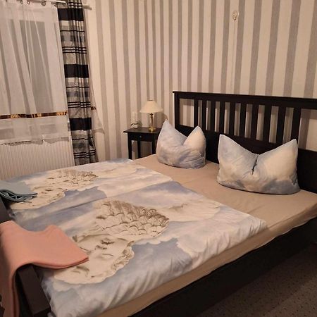 Haus Rosi Apartman Lutzerath Kültér fotó